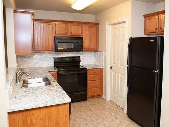 2nd image of 3468 W Chevaux Dr
