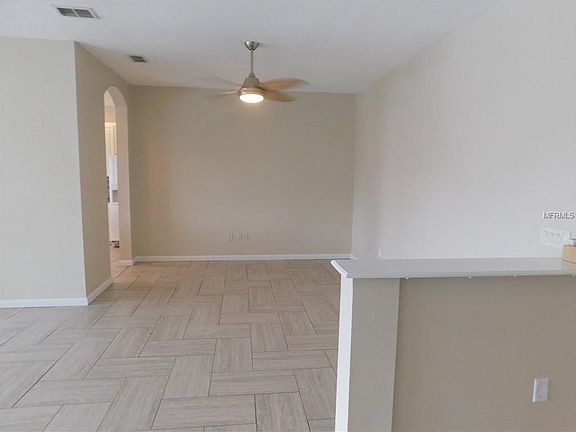 5th image of 4528 Oak River Cir