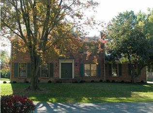 11106 Kilrenny Ct, Douglass Hills, KY 40243