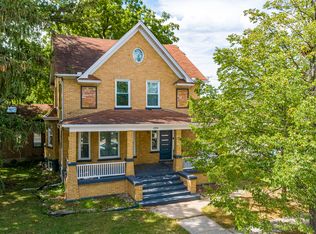 1374 Benton St, Crete, IL 60417