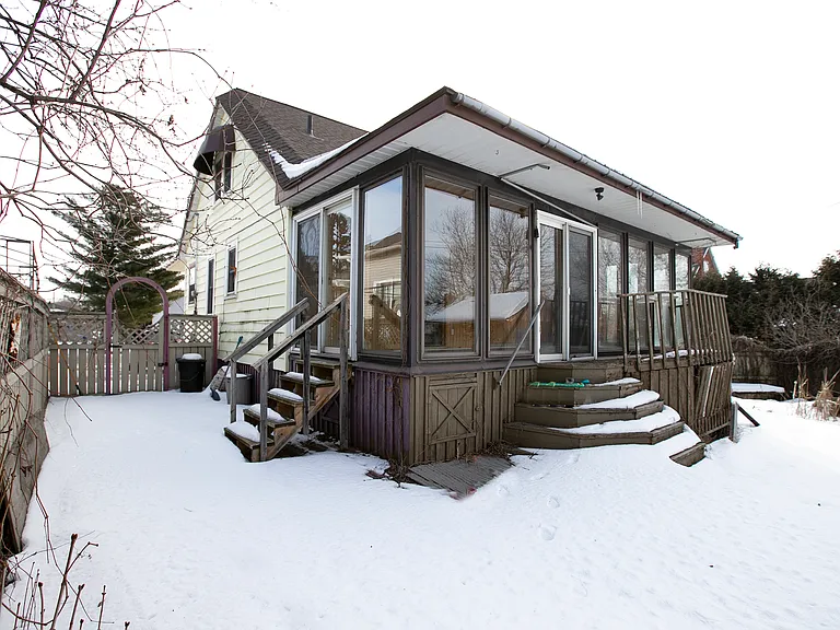 139 Carufel Ave — Photo 40