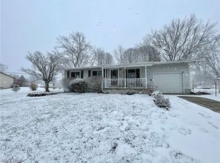 3414 Rhapsody Ln, Clinton, OH 44216