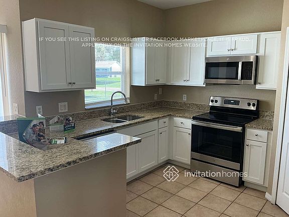 5th image of 2882 Billberry St