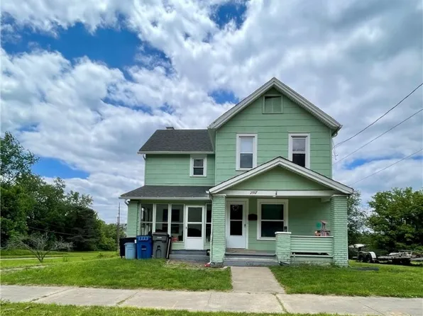 2907 Dearborn St, Youngstown, OH 44510