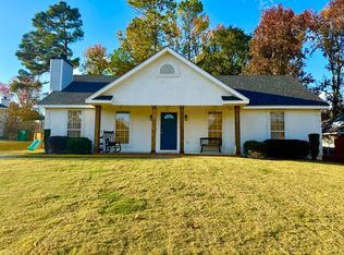 499 Oak Chase Dr, Martinez, GA 30907