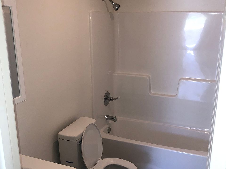 Full Bathroom with Shower, both Bathrooms have showers (2 Full Baths)