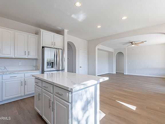 3rd image of 17021 S COLEMAN Street
