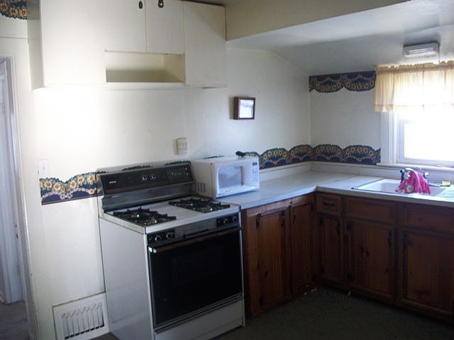 2nd image of 1711 21st St