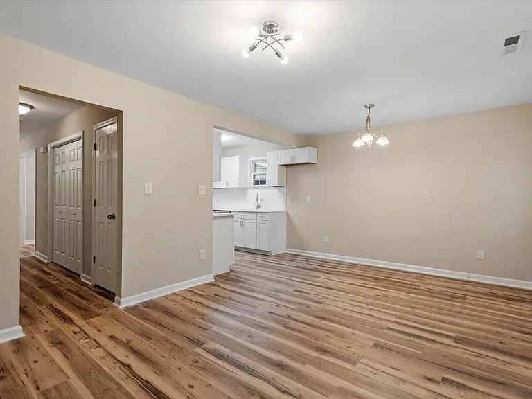 1611 Poole Rd — Photo 15