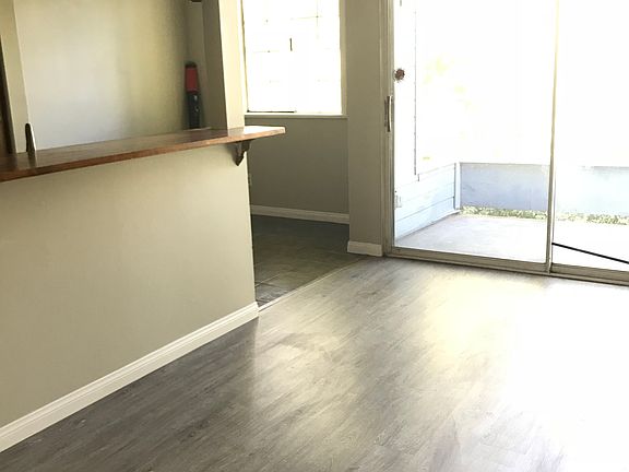 3rd image of 12301 Osborne St Unit 57
