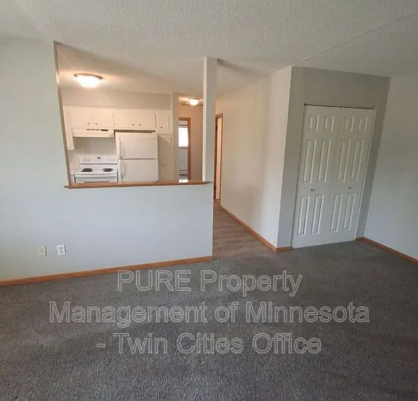 5848 2nd St NE #5 — Photo 1