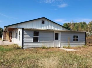 W15098 Samso Ln, Fairchild, WI 54741