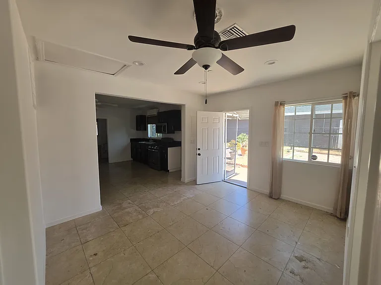 1038 Raymond Ave — Photo 25