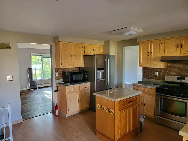 4911 Yeaworth Ln — Photo 4