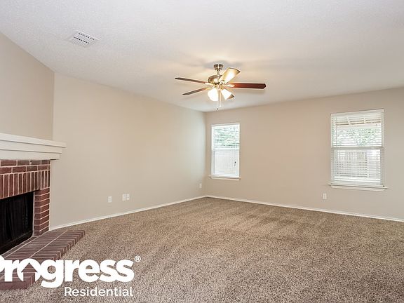 2nd image of 1010 Mazourka Dr