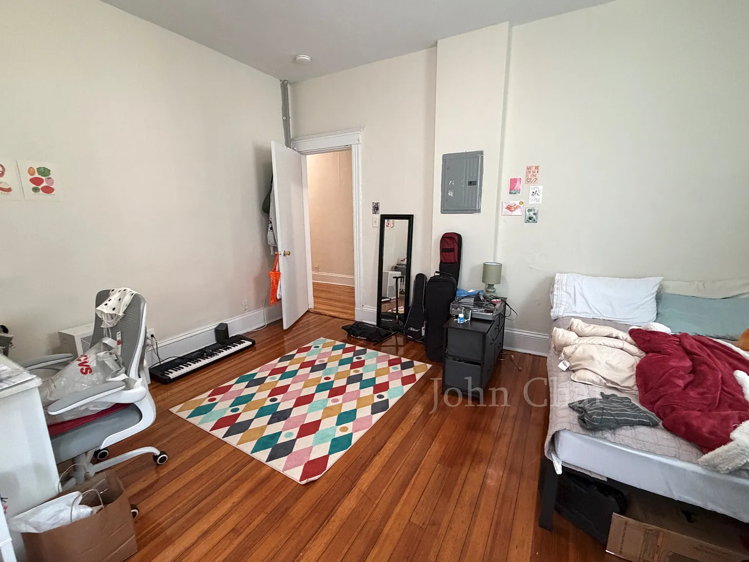 2 bed, 750 sqft, $2,575 — Photo 4