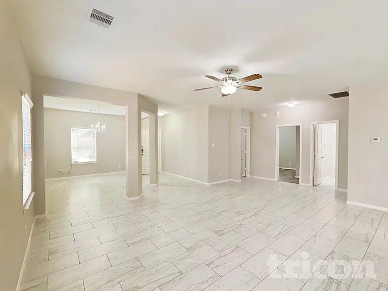 11114 Kingsnorth Dr — Photo 3