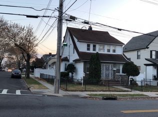 20420 104th Ave, Saint Albans, NY 11412