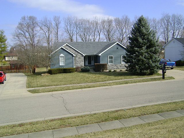 1st image of 17 Lake Cumberland Dr