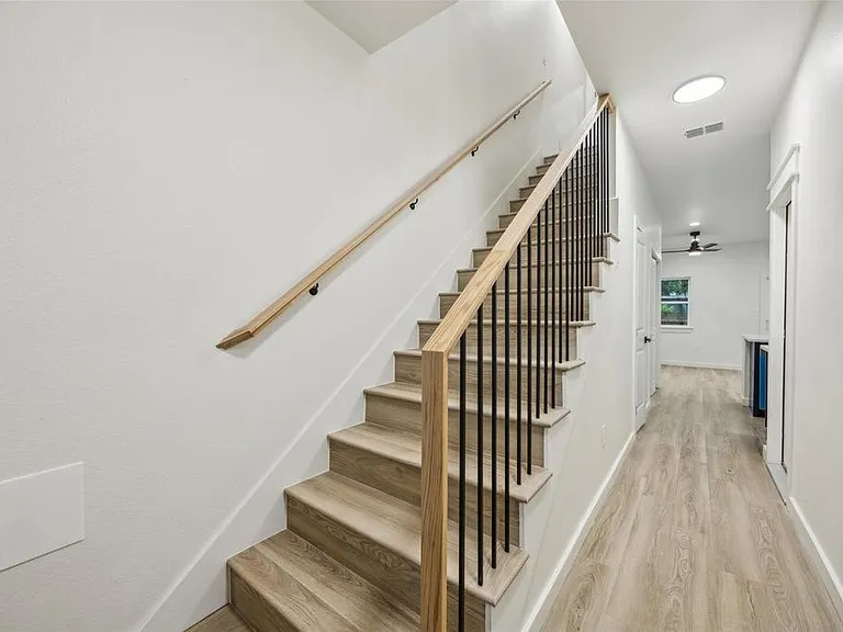 5212 Calloway St — Photo 2