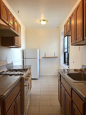 4th image of 100 Linden Blvd APT 6D