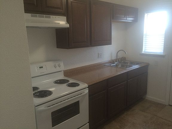 4th image of 800 Powell St #800 A
