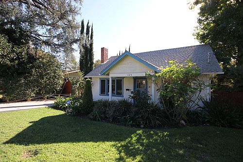 1st image of 624 E Sacramento St