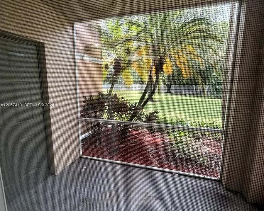 6492 Emerald Dunes Dr #107