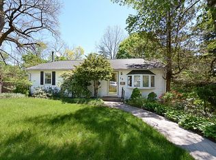 19 Valley Hill Dr, Worcester, MA 01609