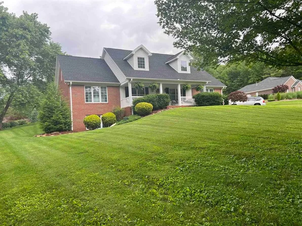 4851 Timber Ridge Dr, Owensboro, KY 42303