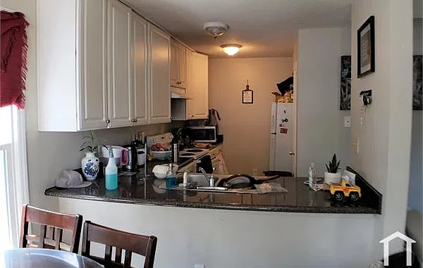 3 bed, 1200 sqft, $1,795 — Photo 4