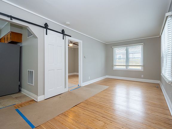 4th image of 1013 Bishop St