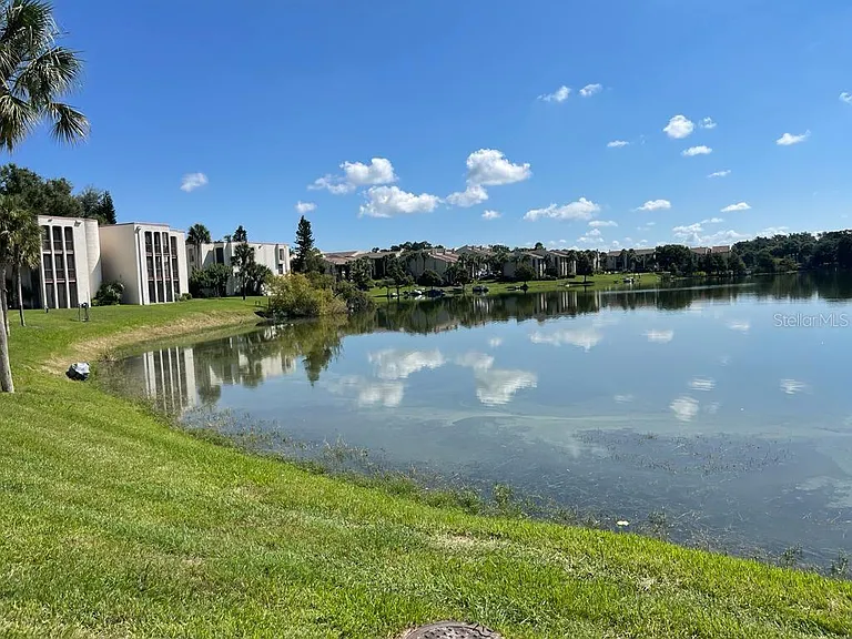 524 Orange Dr #11 — Photo 21