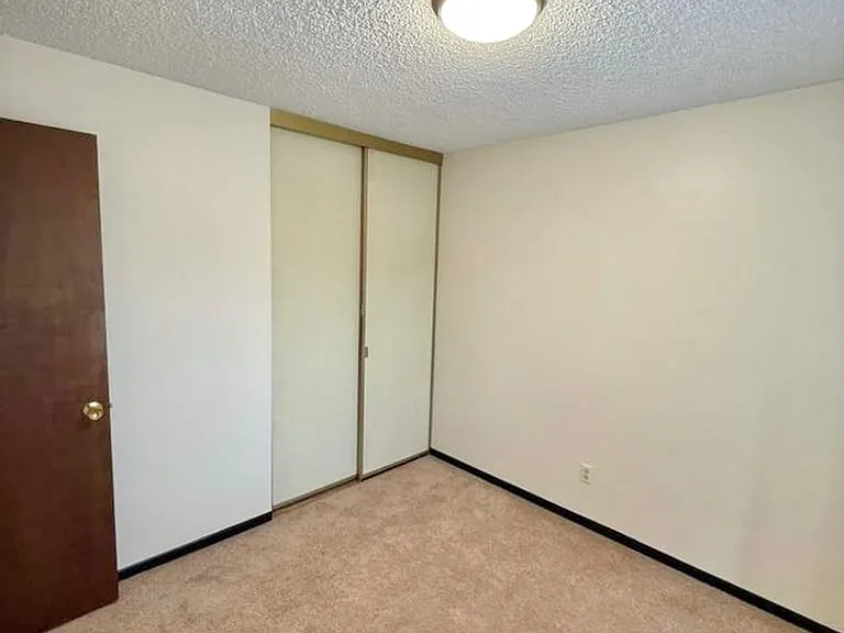 18524 Tm Jd Gisz Llc — Photo 16