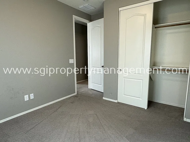 21080 W Almeria Rd — Photo 12