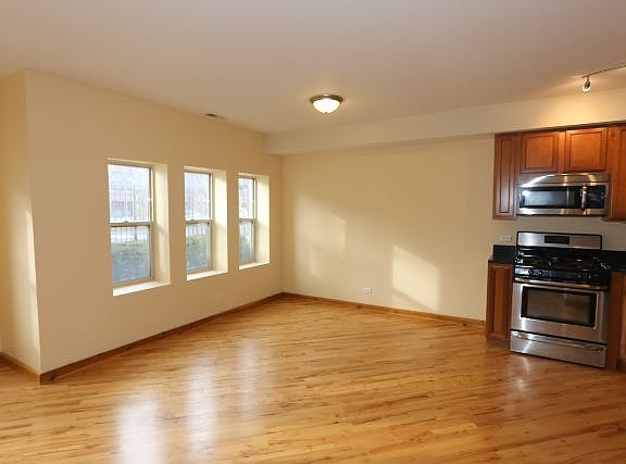 5th image of 1118 E Hyde Park Blvd #G