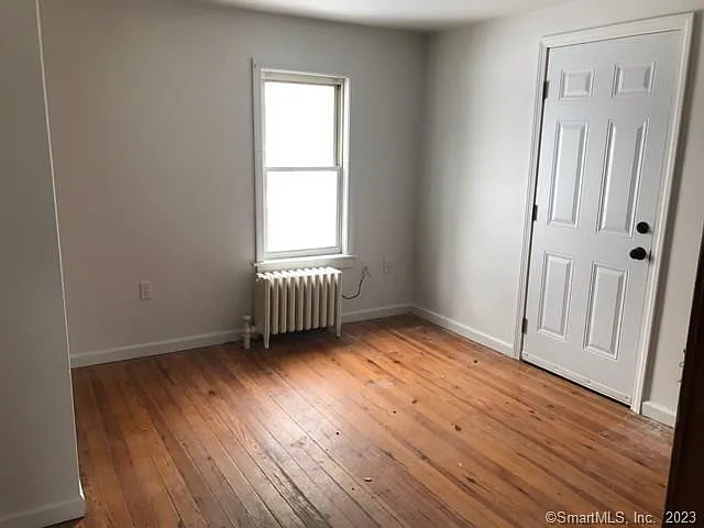 355 Lebanon Ave — Photo 5