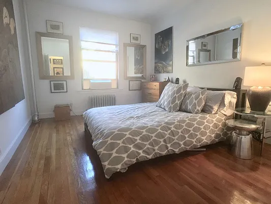 Rented by Sovereign Associates | media 25