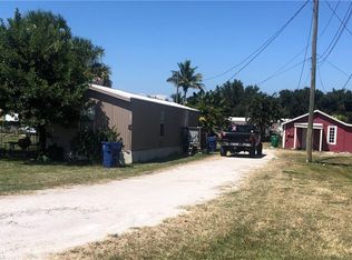 1227 Hookers Point Rd, Clewiston, FL 33440