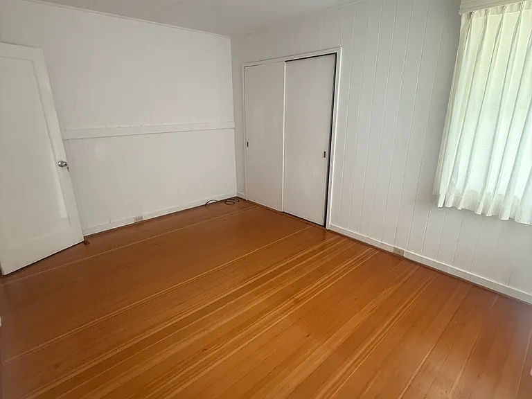 2329 Orchid St — Photo 7