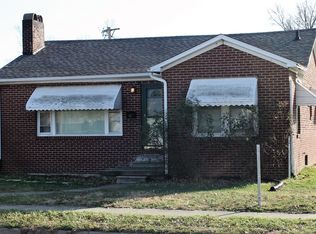 801 W Boulevard St, Marion, IL 62959