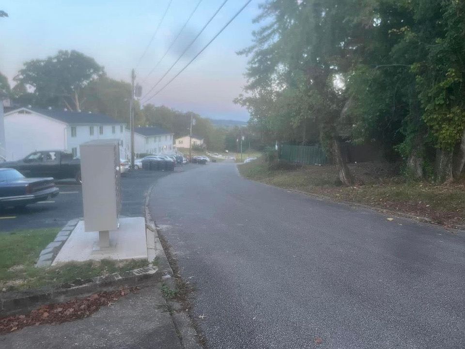 2nd image of 795-823 Hunt St