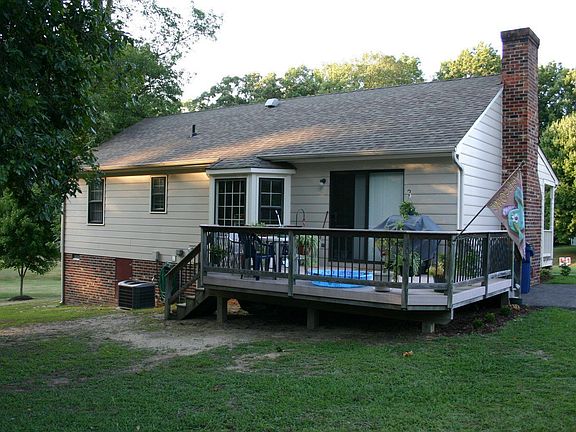 4th image of 4601 Greenbriar Dr