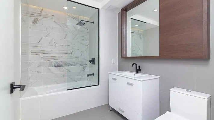 Rented by Nooklyn NYC LLC | media 62