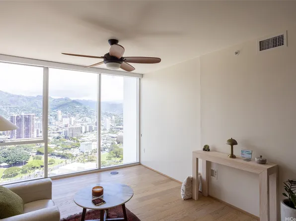 888 Kapiolani Blvd #4101, Honolulu, HI 96813