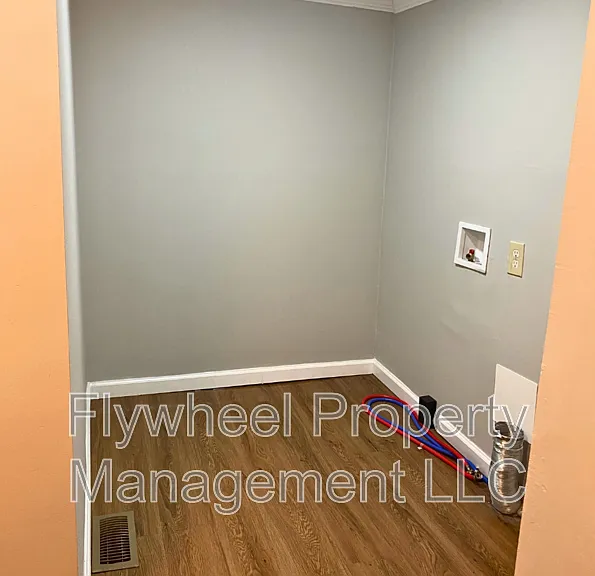 2829 New Jersey Ave — Photo 27