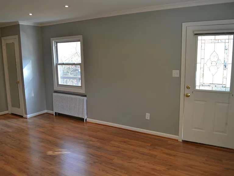 9705 48th Pl — Photo 10