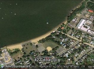 42 Cedar St, Keyport, NJ 07735