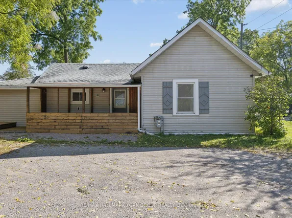 28 Saint James St, Georgina, ON L0E 1R0