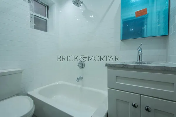 Rented by Brick&Mortar | media 21